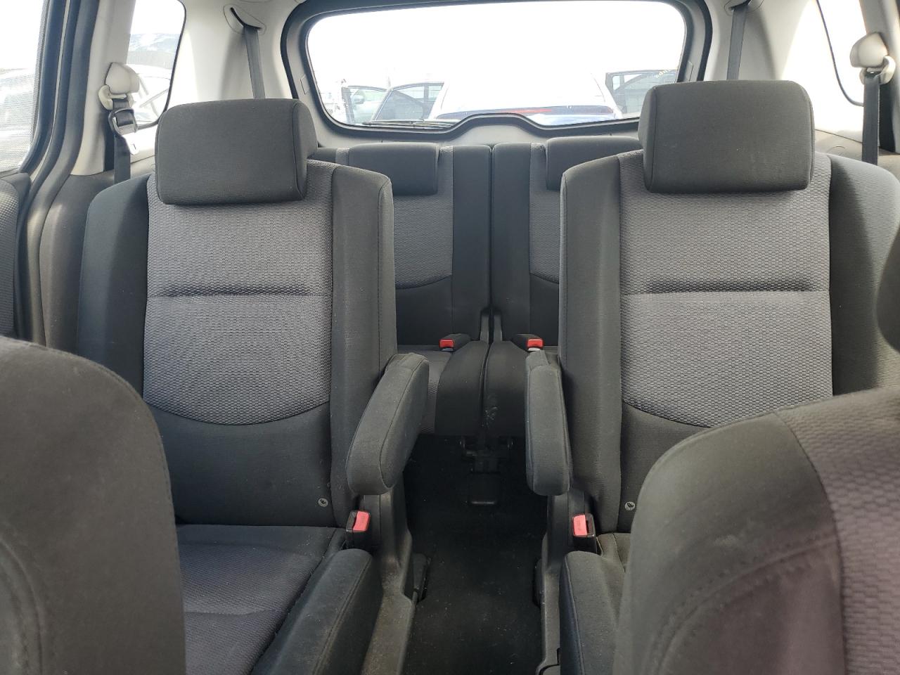 2006 MAZDA 5
