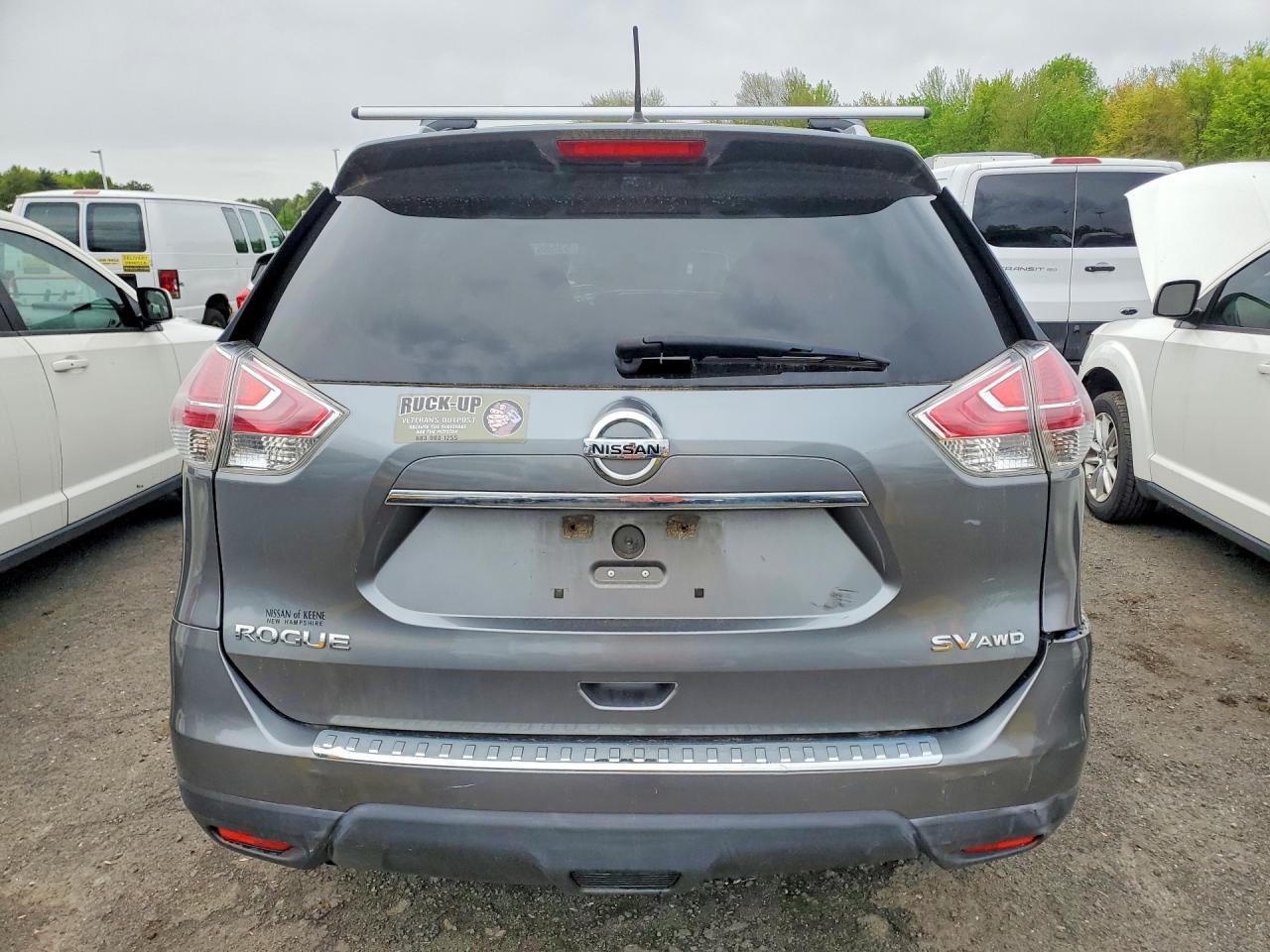 2015 NISSAN ROGUE