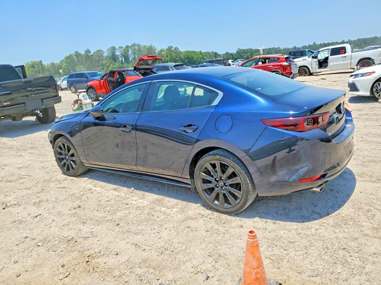 2025 MAZDA MAZDA3