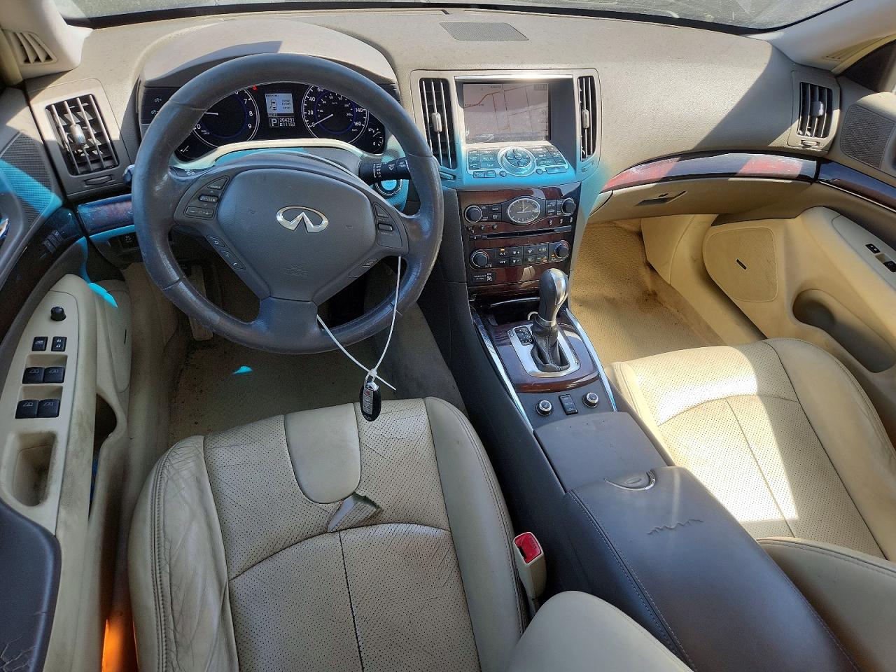 2011 INFINITI G37