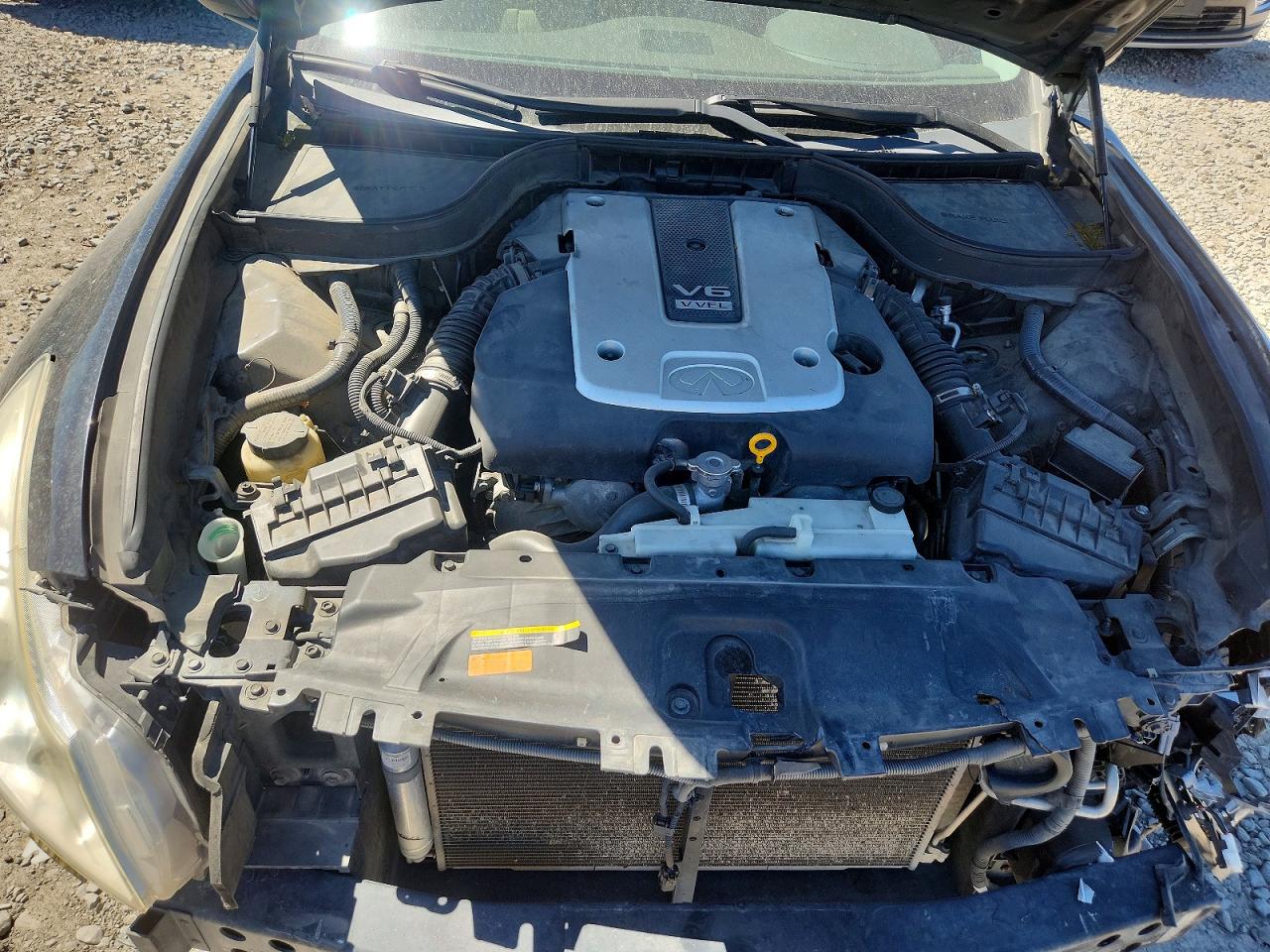 2011 INFINITI G37