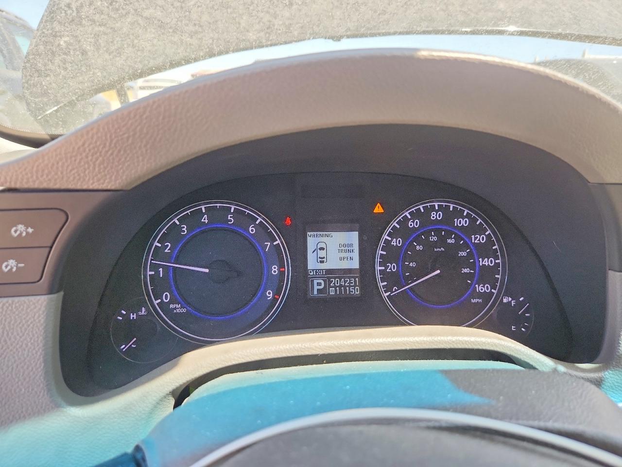 2011 INFINITI G37