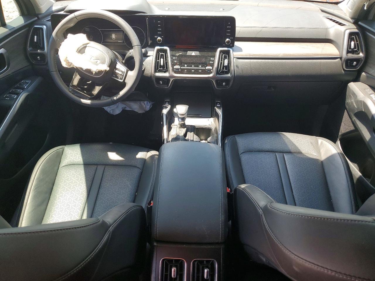 2023 KIA SORENTO