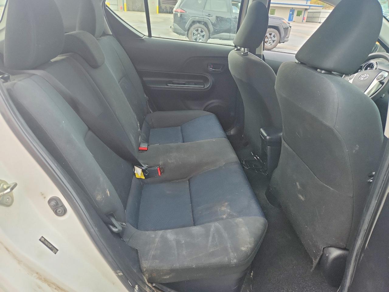 2015 TOYOTA PRIUS