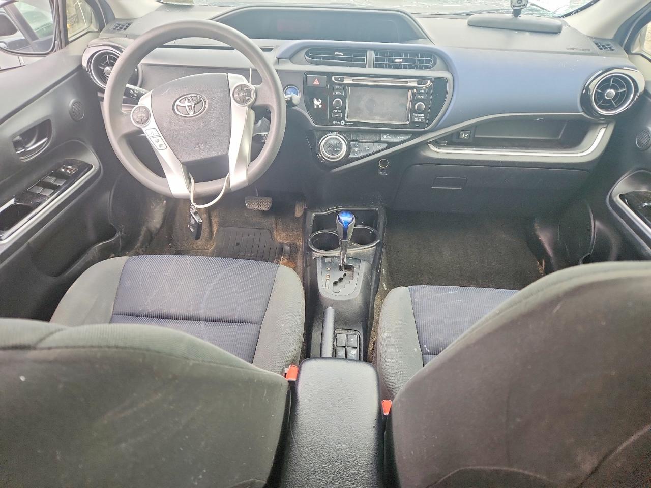 2015 TOYOTA PRIUS