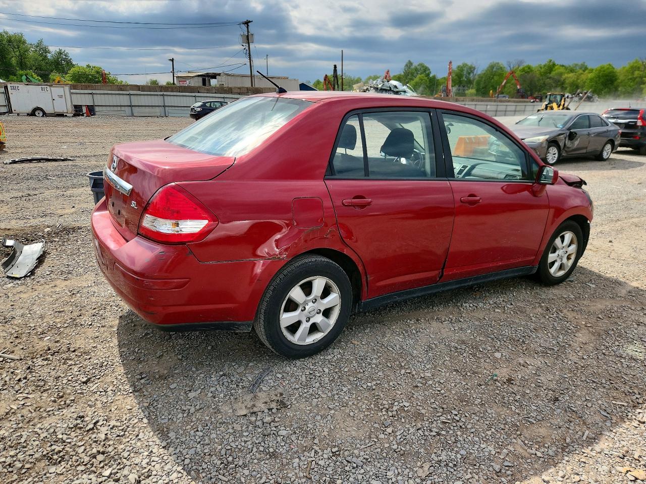 2010 NISSAN VERSA