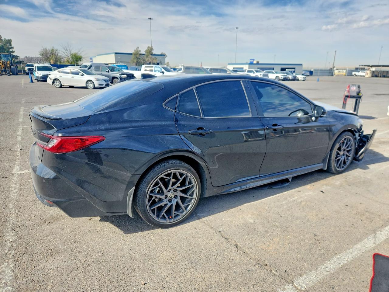 2025 TOYOTA CAMRY