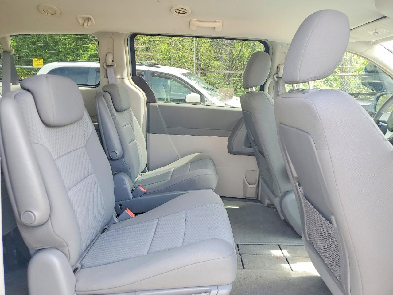 2009 CHRYSLER MINIVAN
