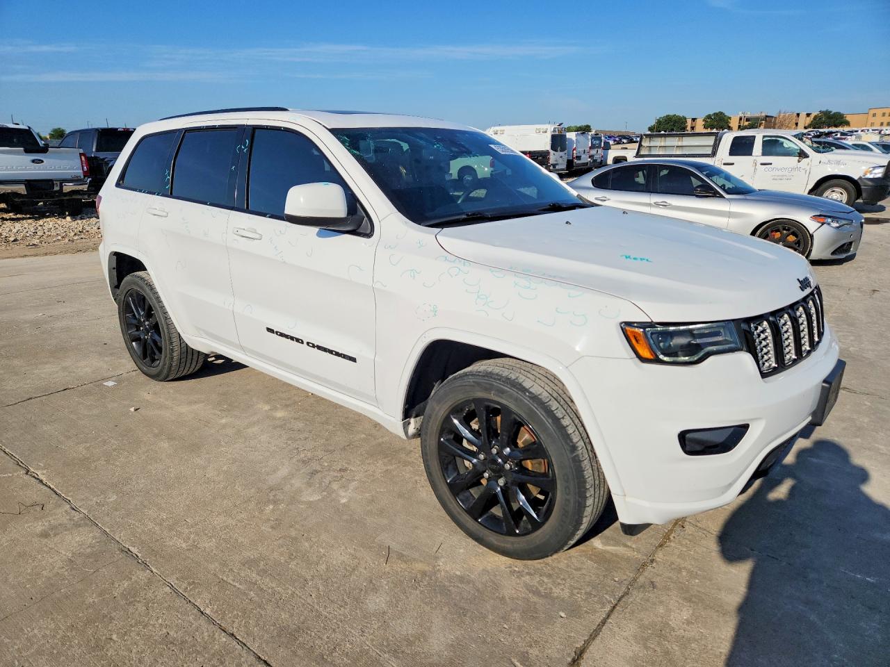 2022 JEEP CHEROKEE