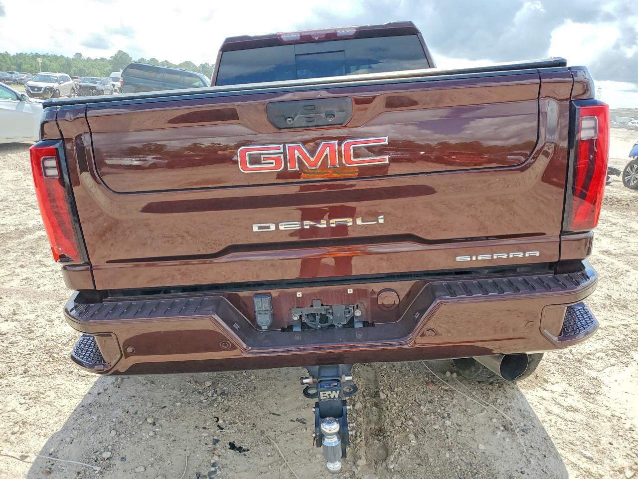 2024 GMC SIERRA