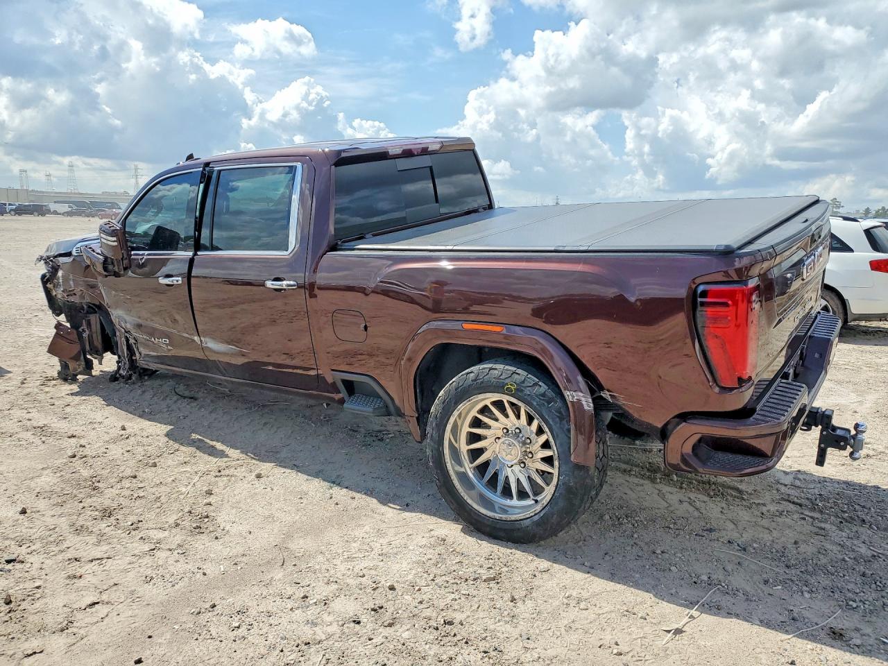 2024 GMC SIERRA