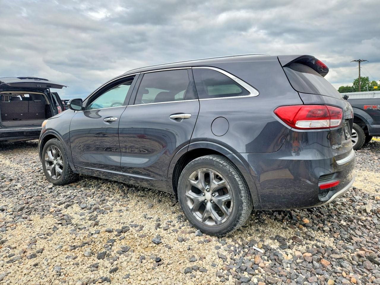2017 KIA SORENTO