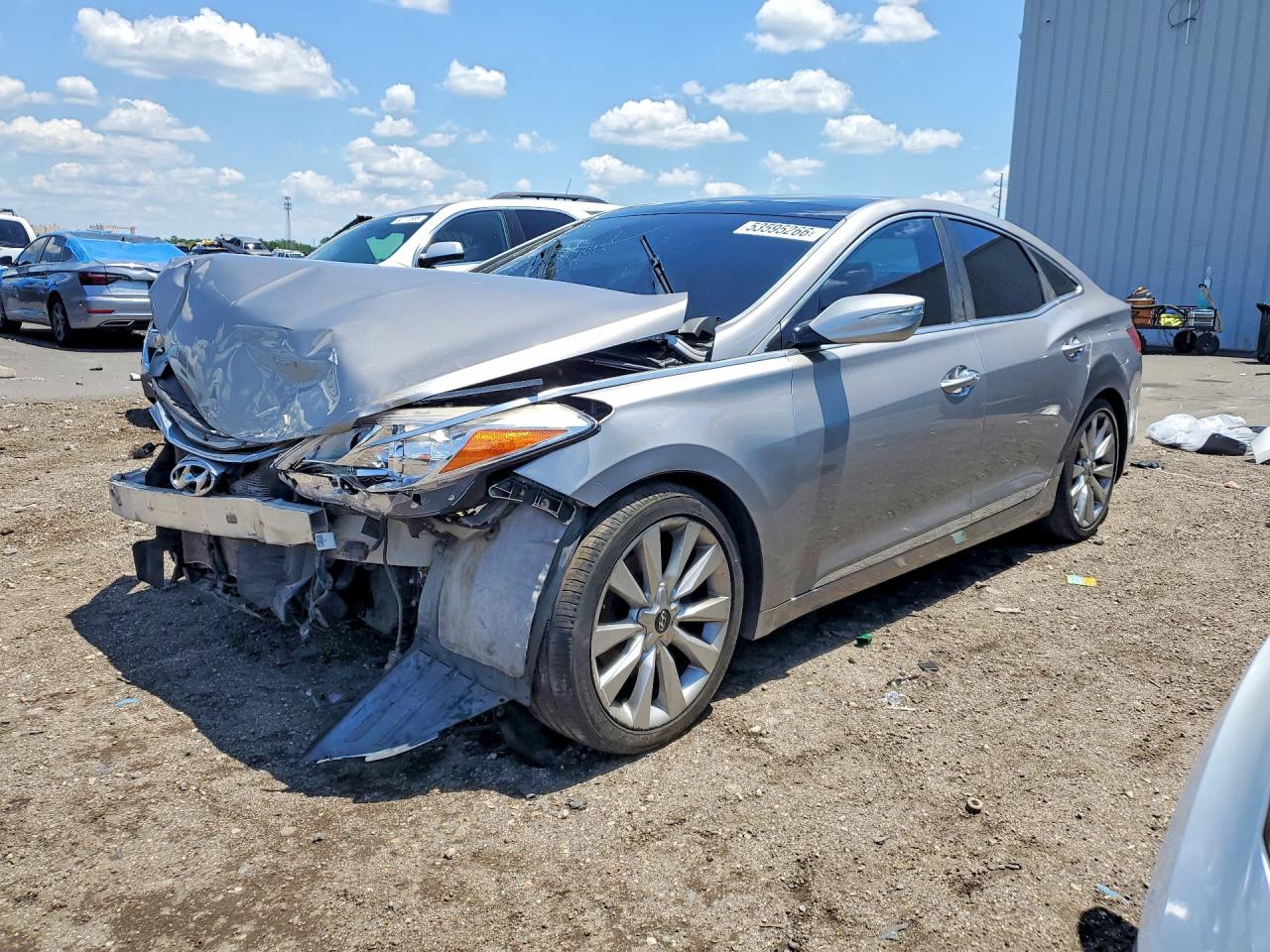 2013 HYUNDAI AZERA