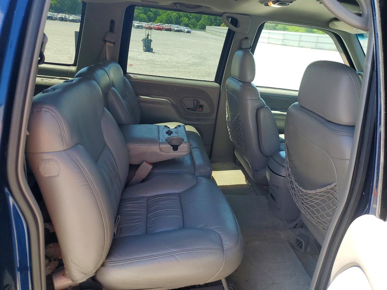 1999 CHEVROLET SUBURBAN