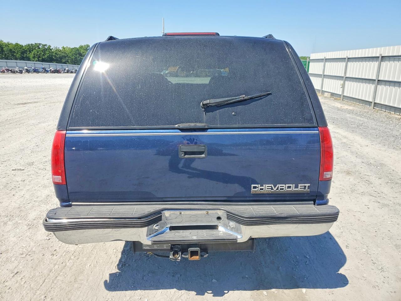 1999 CHEVROLET SUBURBAN