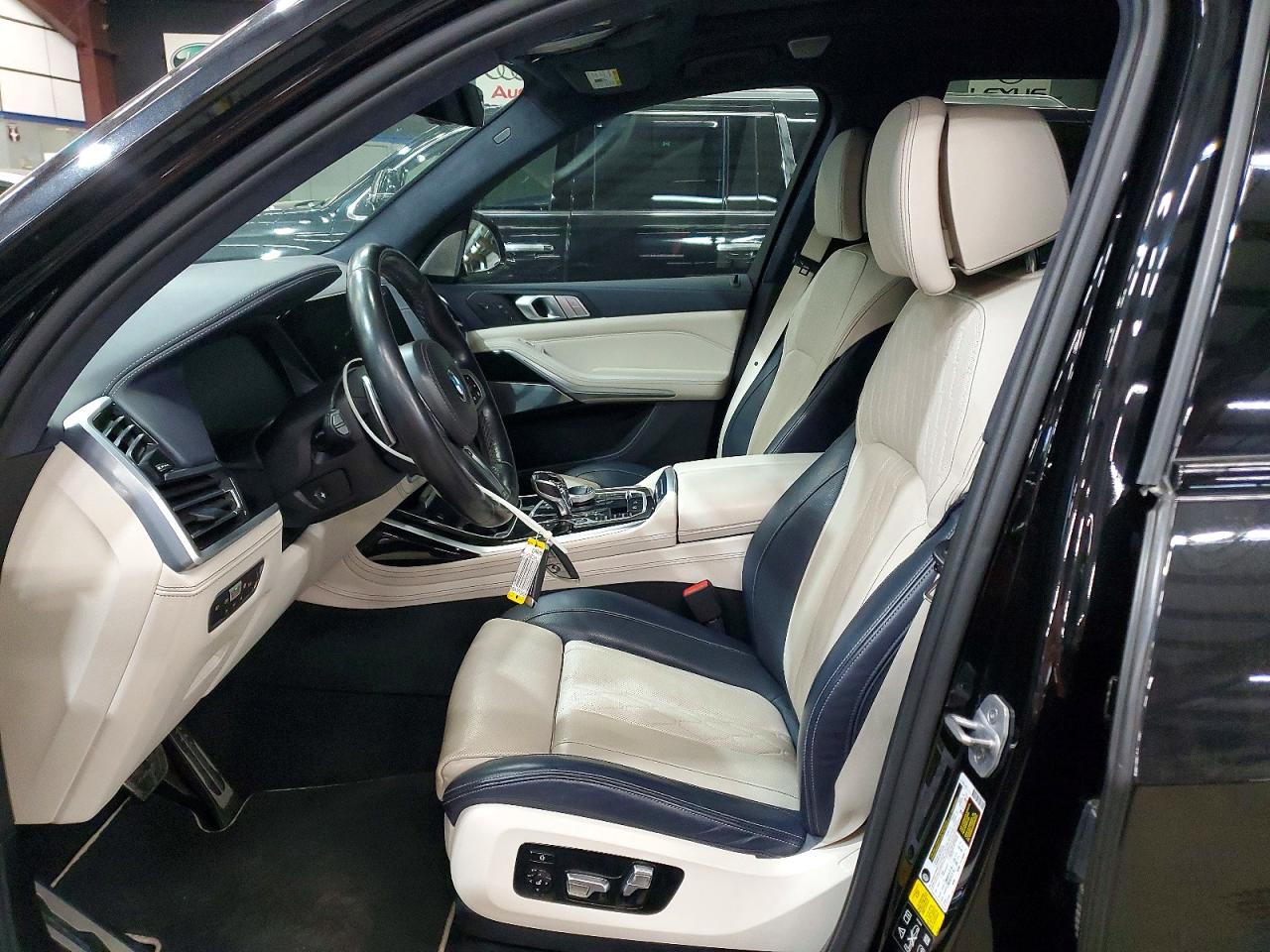 2020 BMW X7