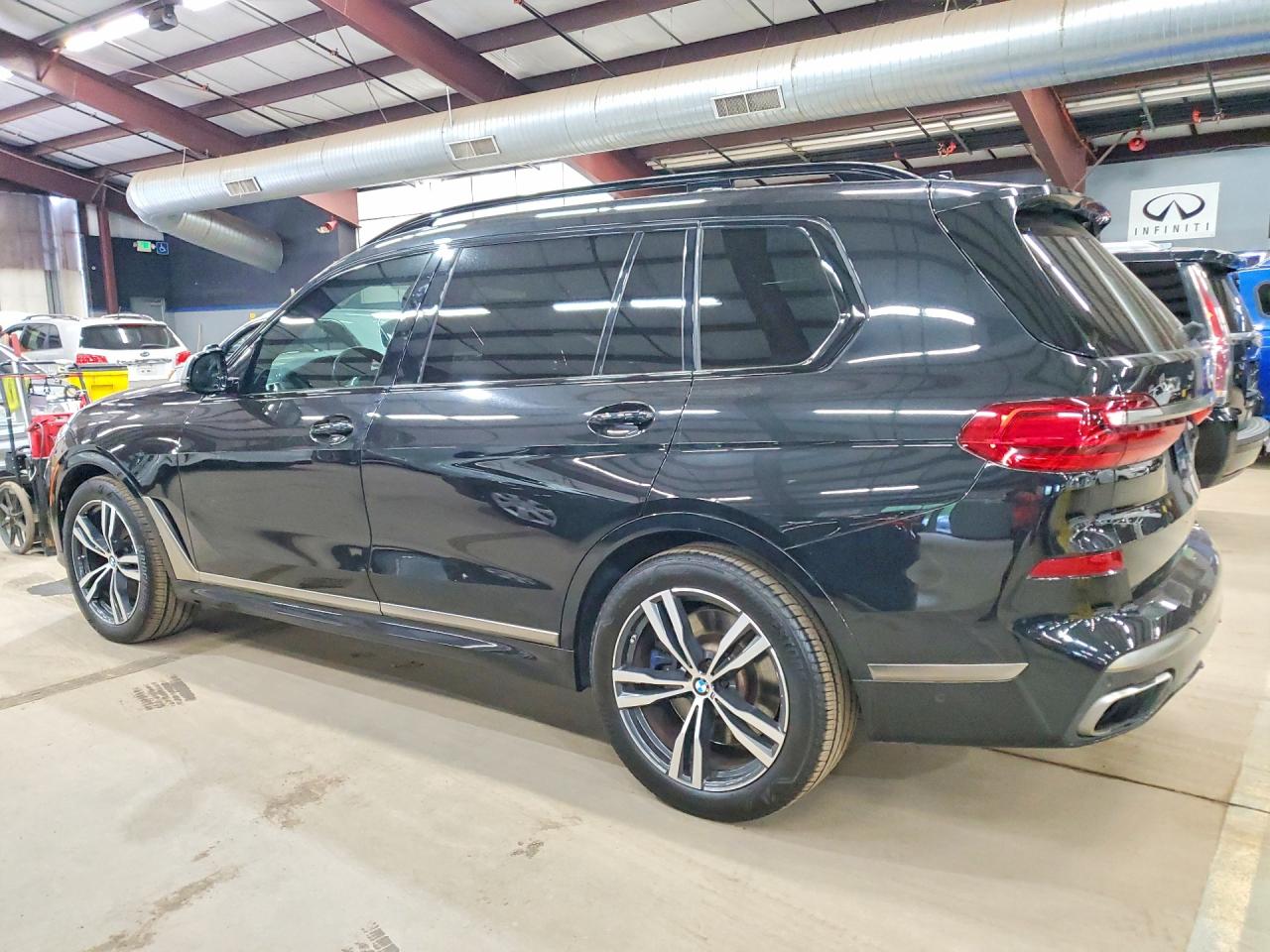2020 BMW X7