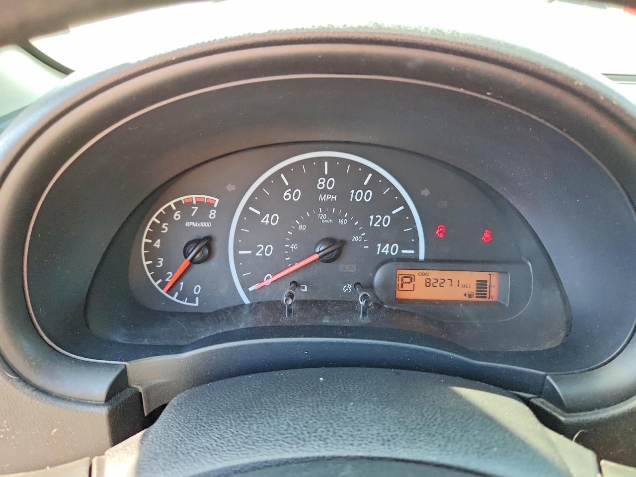 2015 NISSAN VERSA