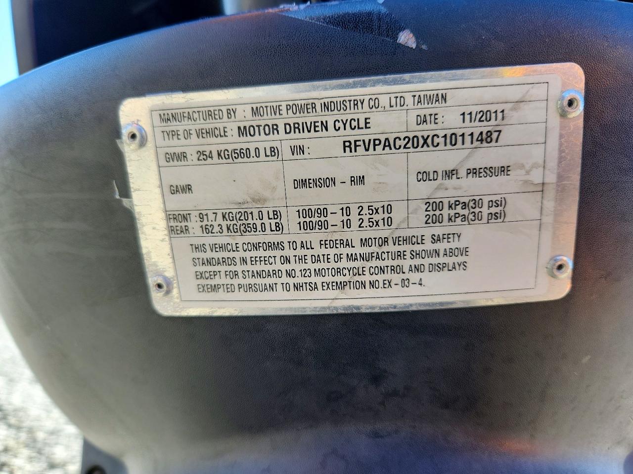 2012 GENUINE SCOOTER CO. SCOOTER