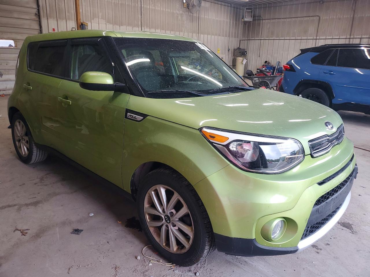 2017 KIA SOUL