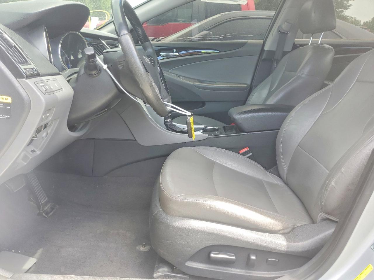 2012 HYUNDAI SONATA