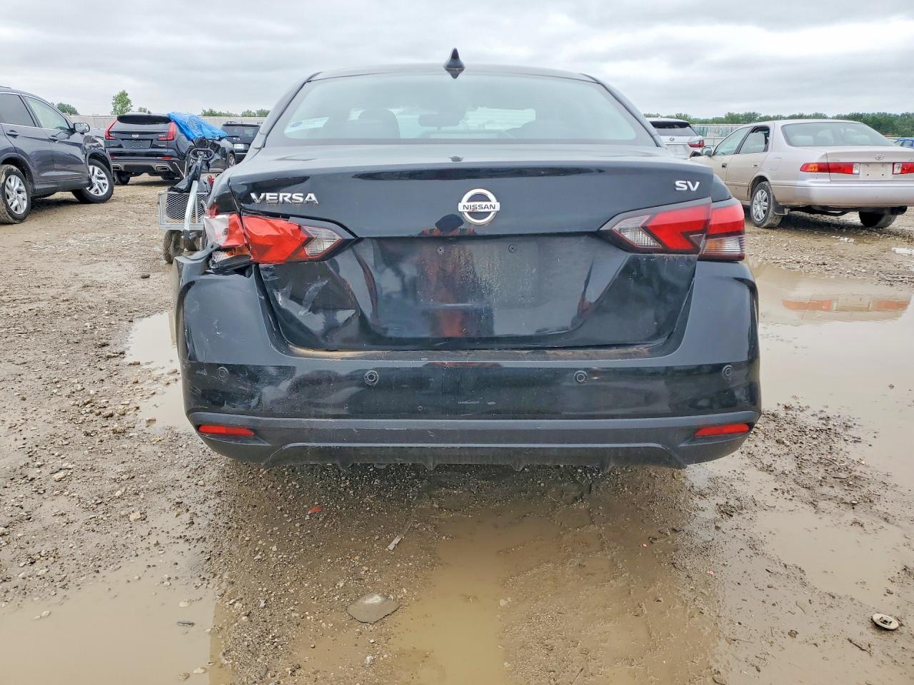 2020 NISSAN VERSA
