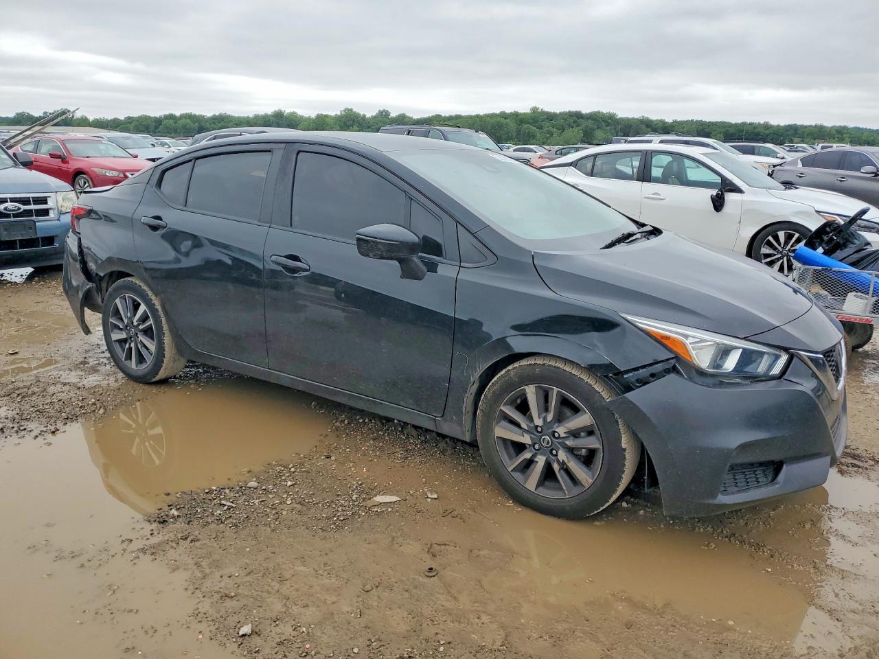 2020 NISSAN VERSA