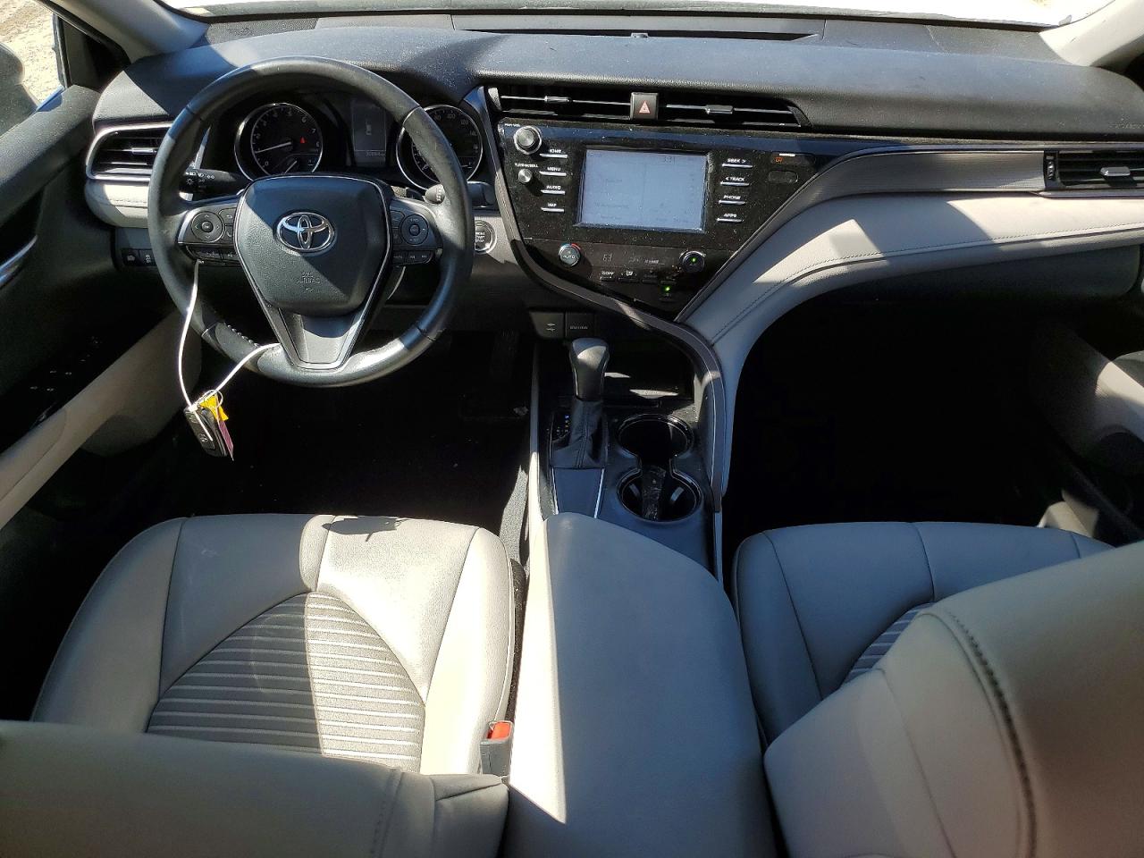 2019 TOYOTA CAMRY