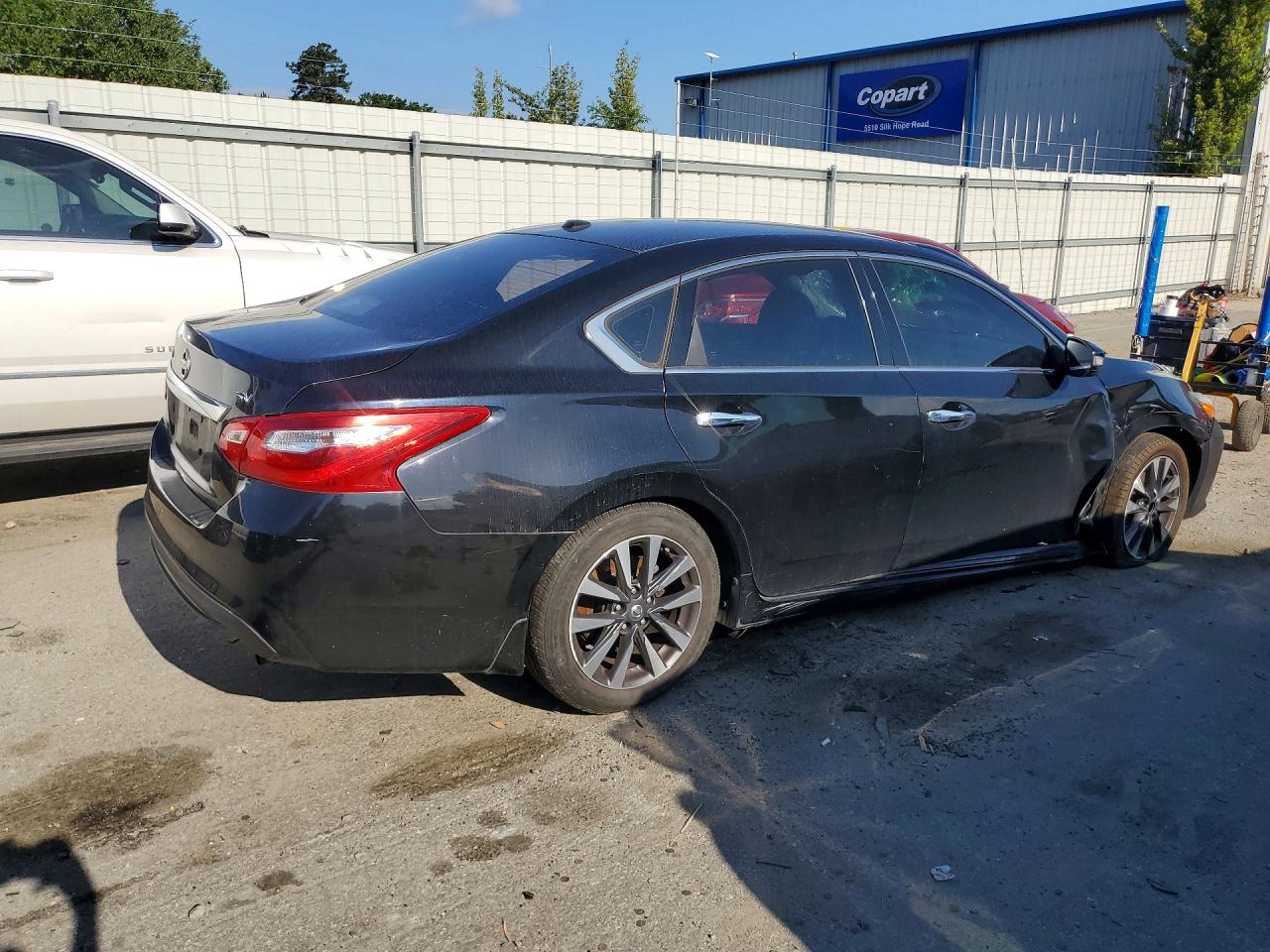 2017 NISSAN ALTIMA
