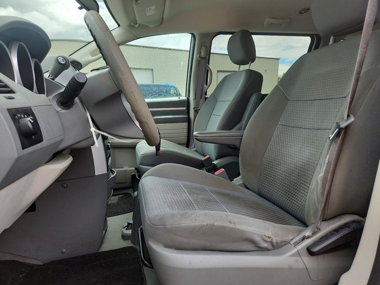 2010 DODGE CARAVAN