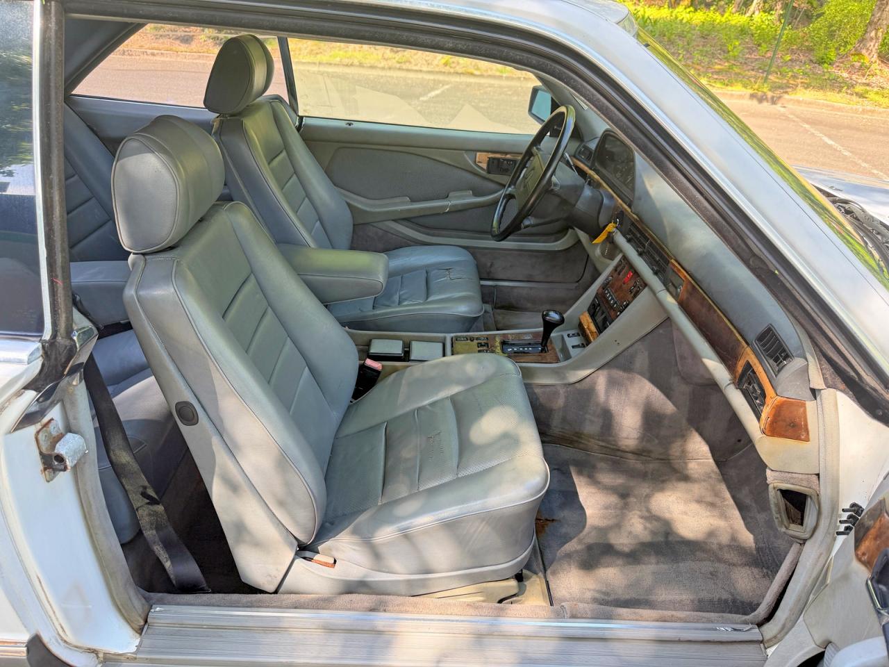 1987 MERCEDES-BENZ 560-CLASS