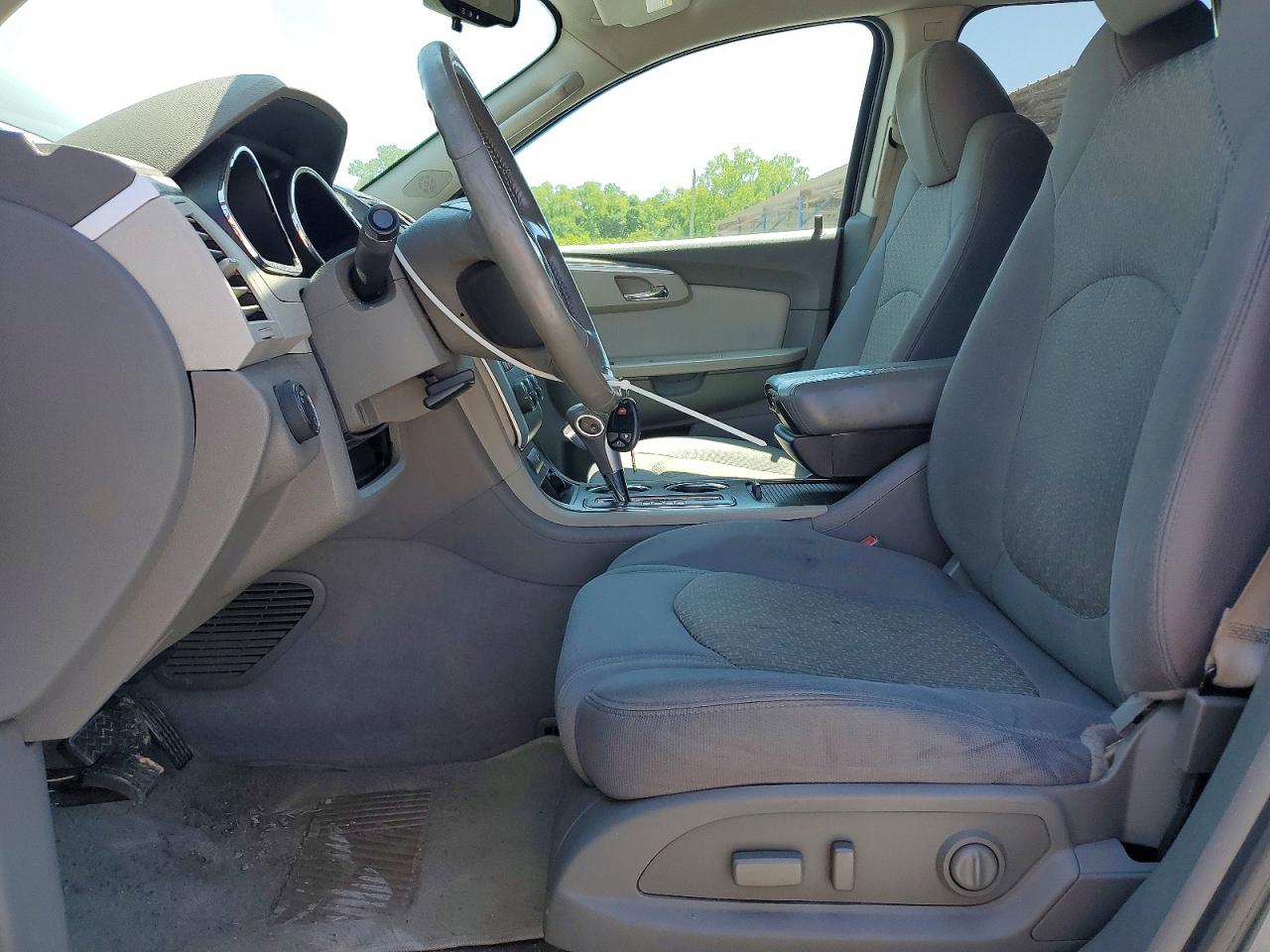2010 CHEVROLET TRAVERSE