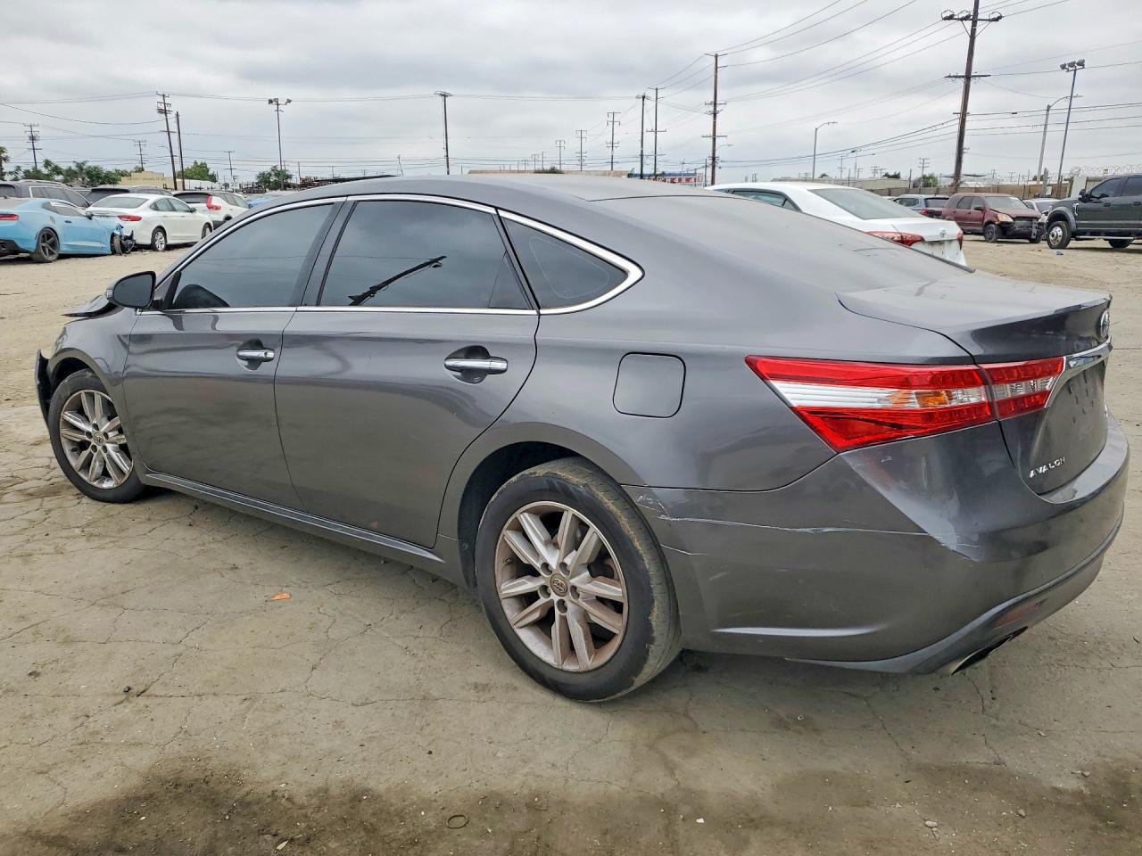 2014 TOYOTA AVALON
