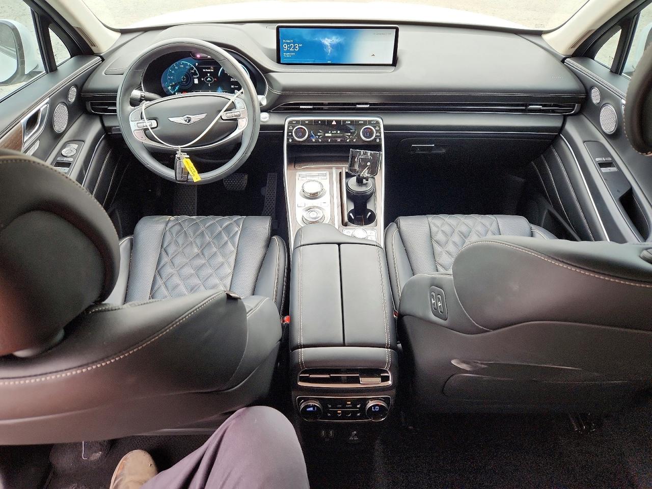2023 GENESIS GV80