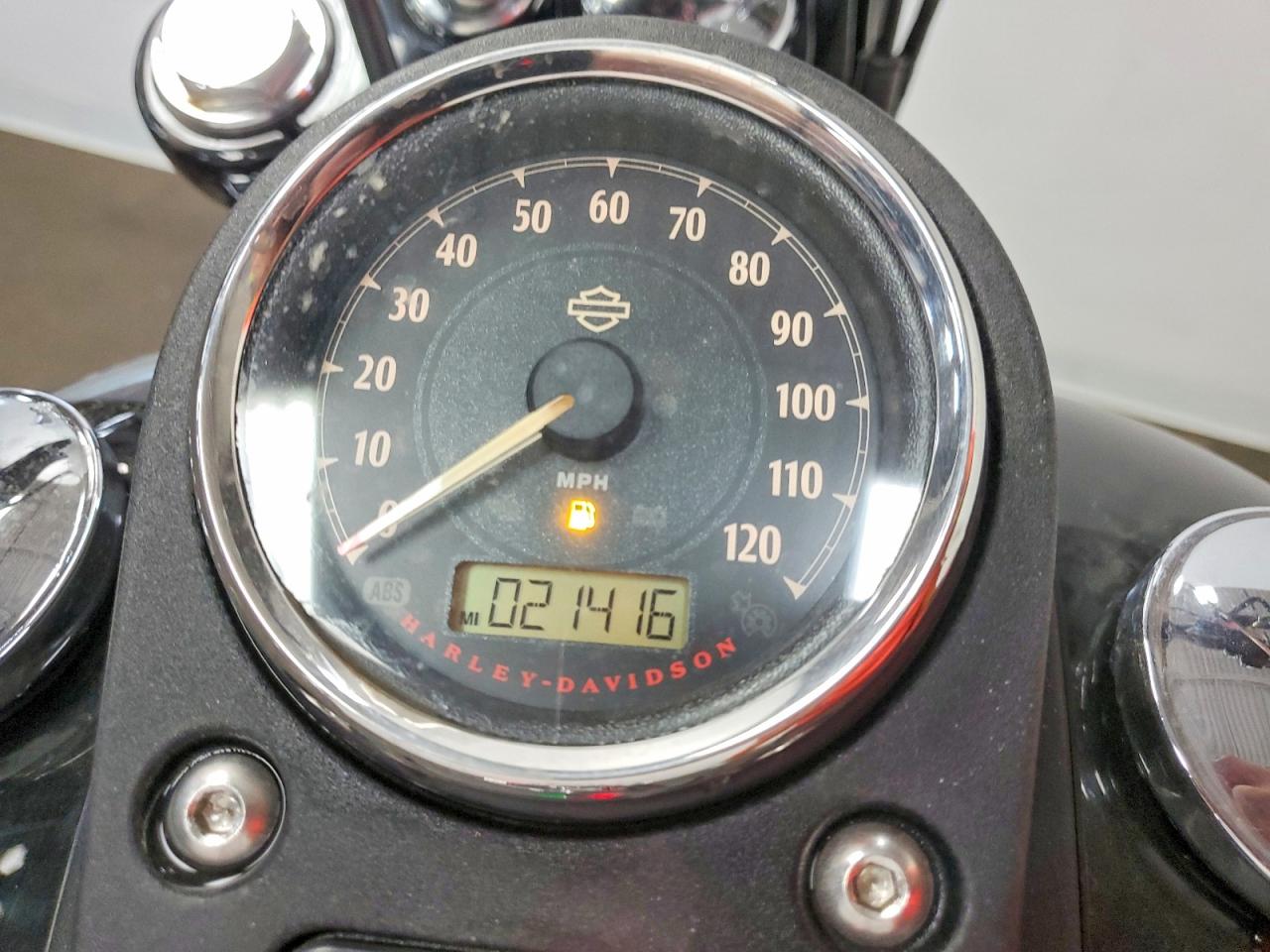 2015 HARLEY-DAVIDSON FX