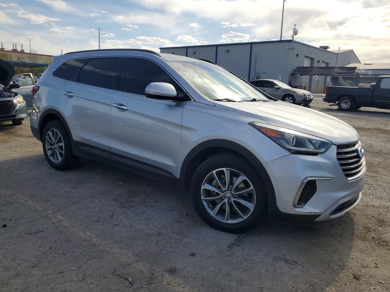 2017 HYUNDAI SANTA FE