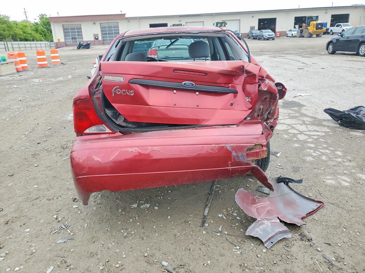 2004 FORD FOCUS