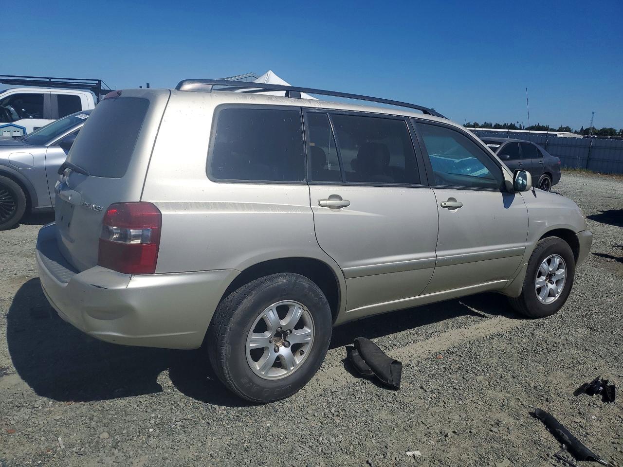 2002 TOYOTA HIGHLANDER