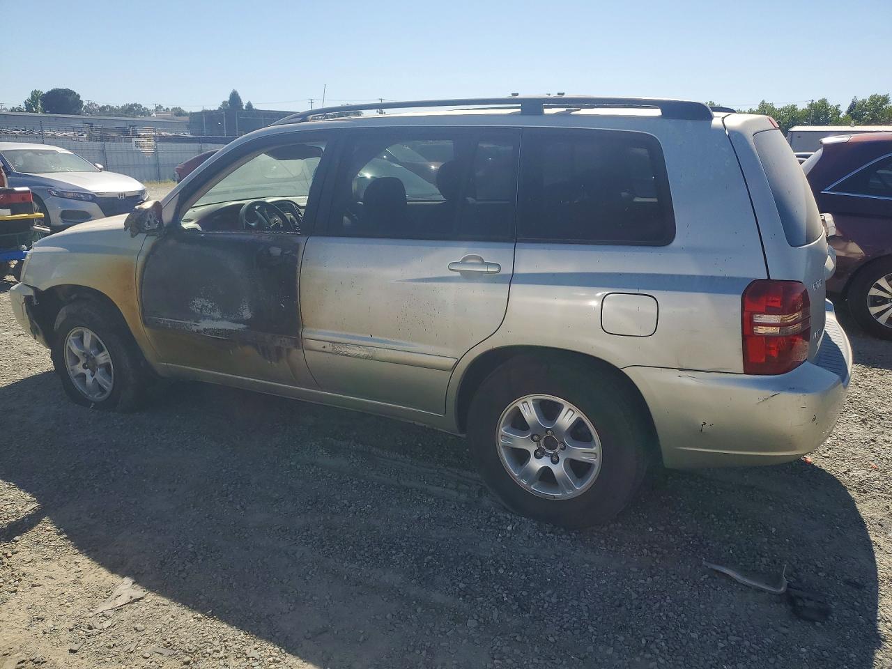 2002 TOYOTA HIGHLANDER