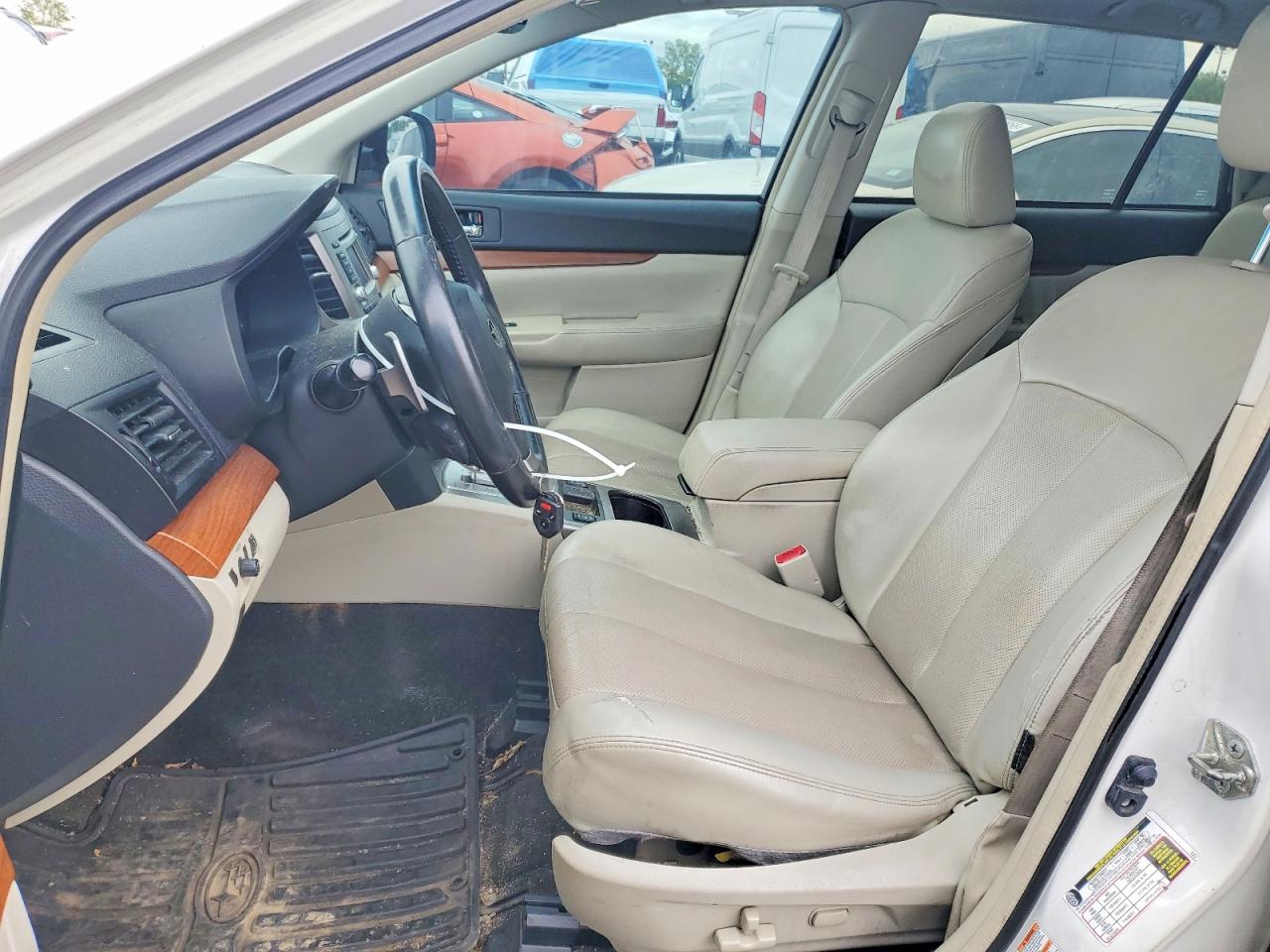 2014 SUBARU OUTBACK
