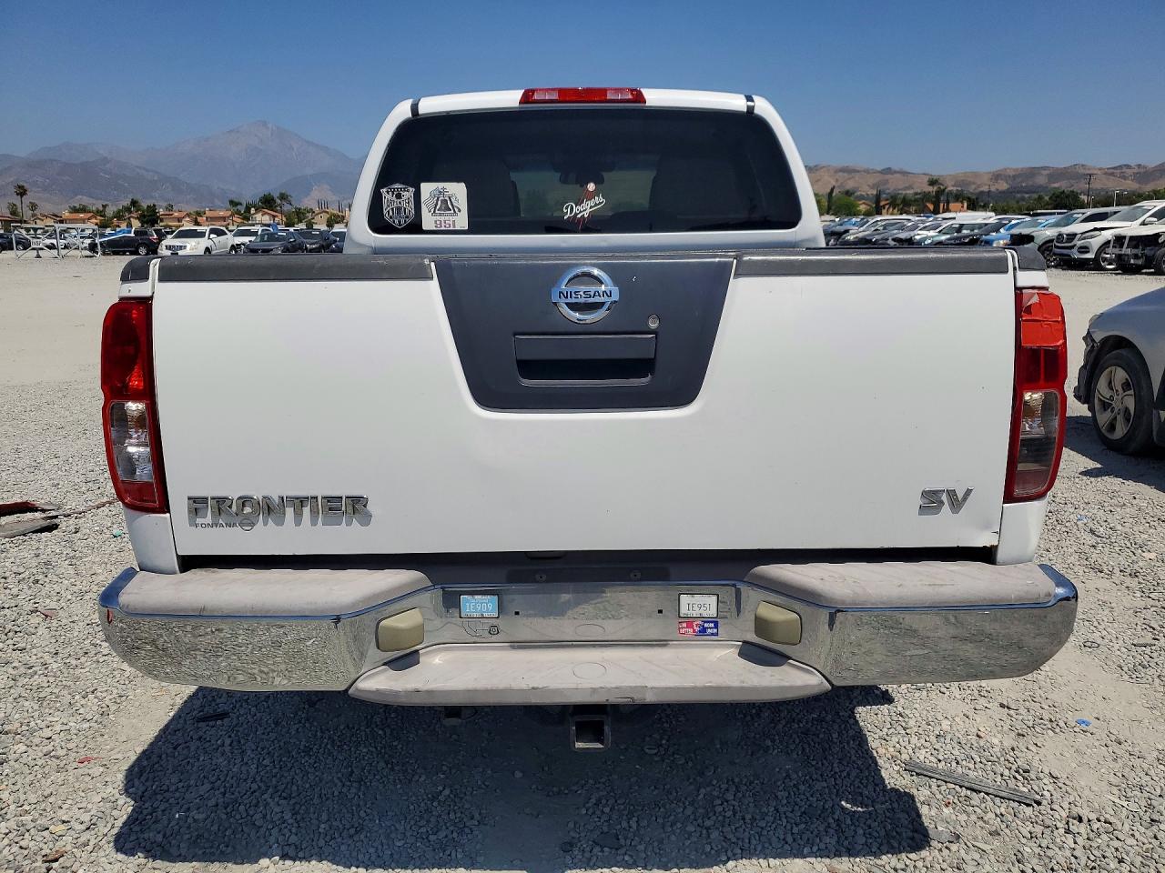 2012 NISSAN FRONTIER