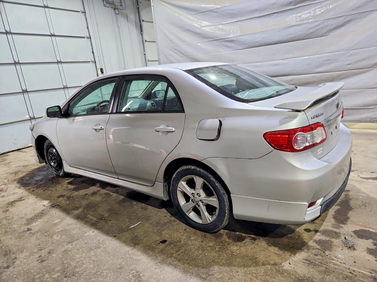 2011 TOYOTA COROLLA
