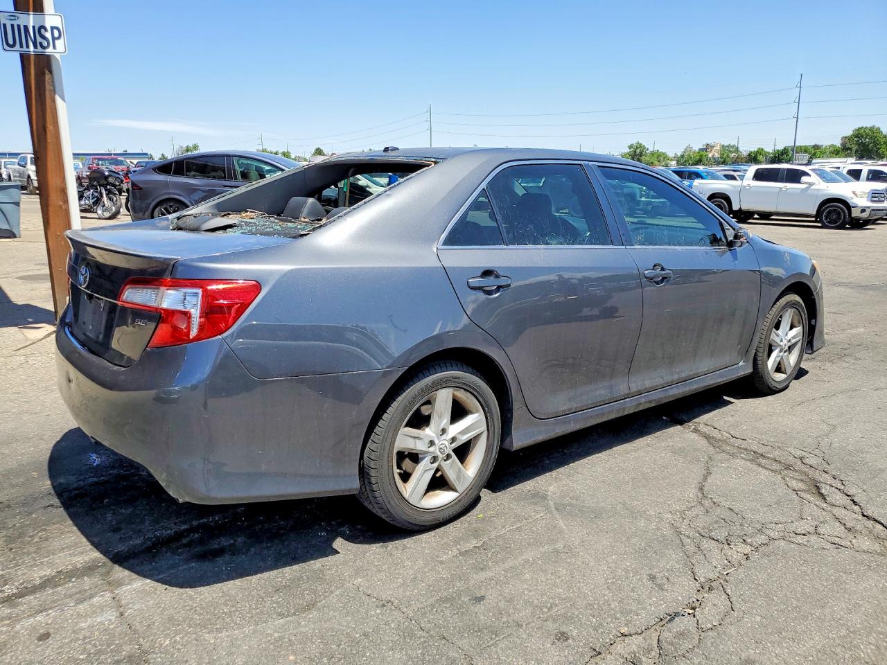 2012 TOYOTA CAMRY