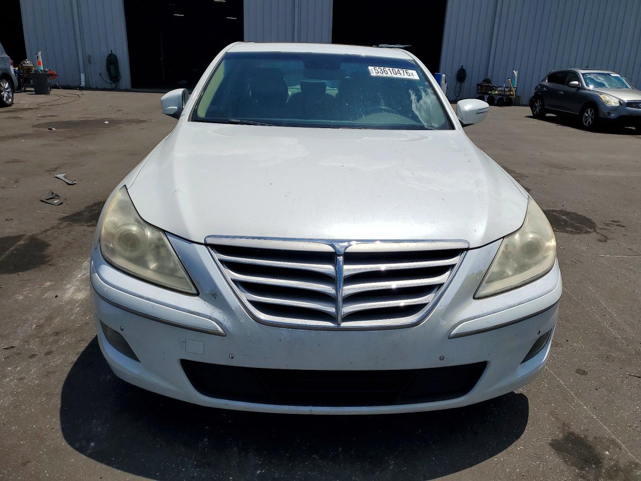 2011 HYUNDAI GENESIS