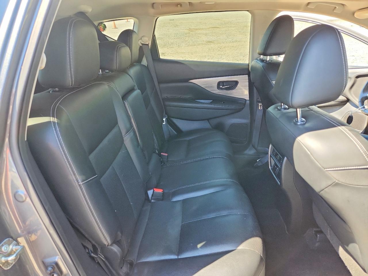 2017 NISSAN MURANO