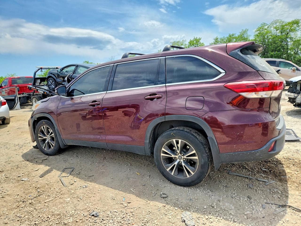 2019 TOYOTA HIGHLANDER