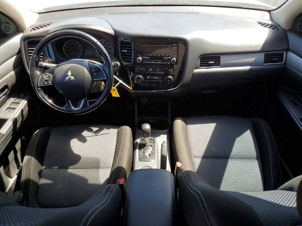2016 MITSUBISHI OUTLANDER