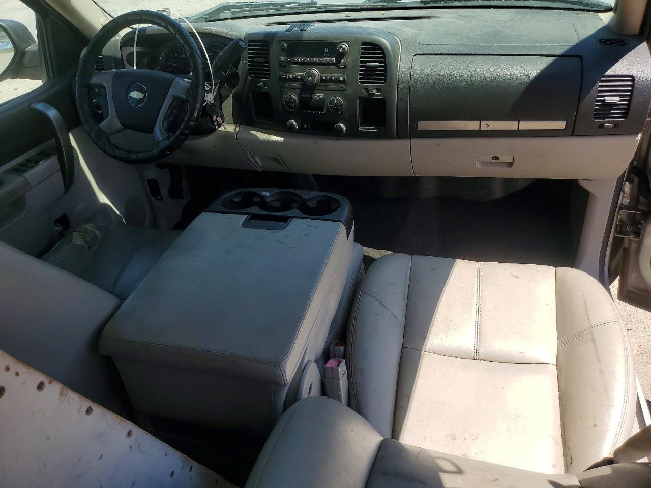 2011 CHEVROLET SILVERADO