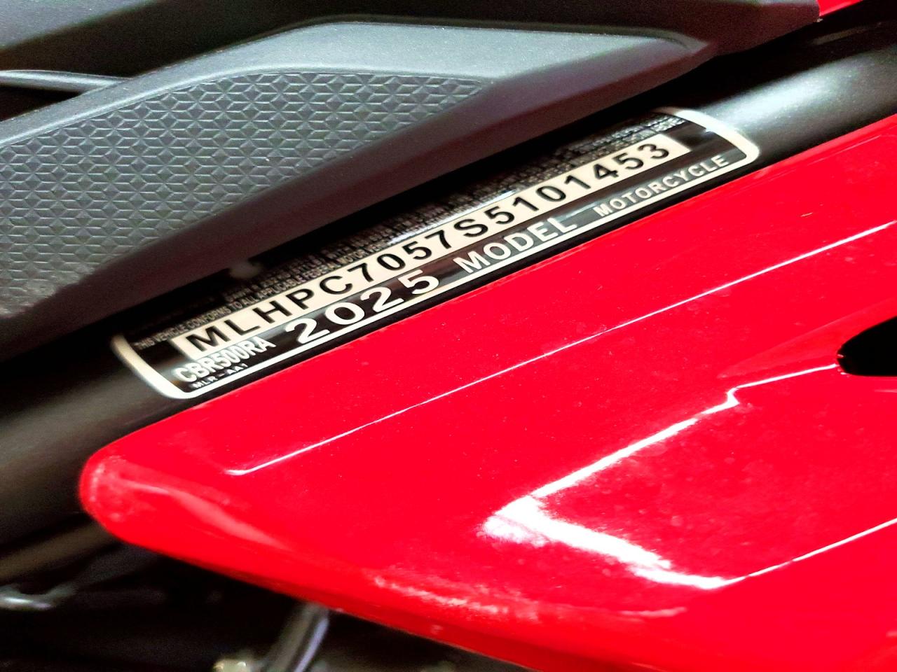 2025 HONDA CBR CYCLE