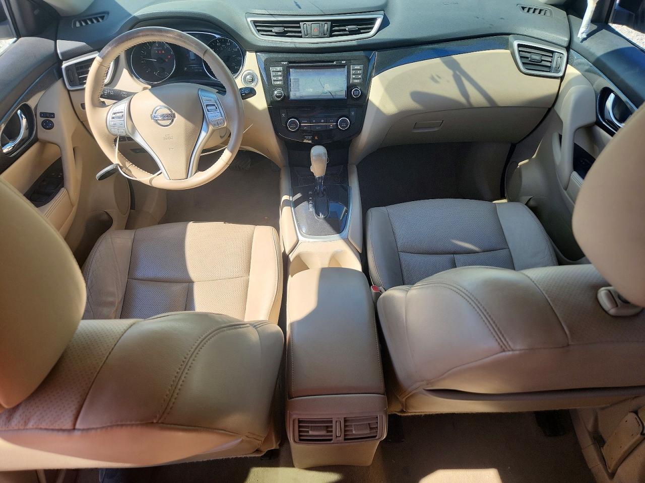 2015 NISSAN ROGUE